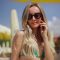 LIFE STYLE BIKINI GIRLS Apply lotion 2